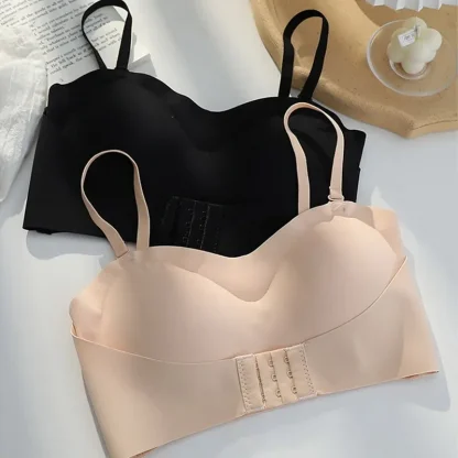 Wireless Non Slip Strapless Bra - Image 9