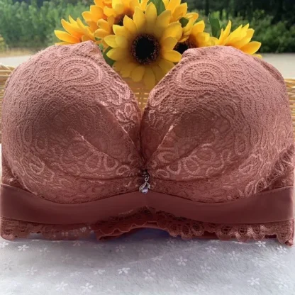 Extra Thick Lace Strapless Bra - Image 5