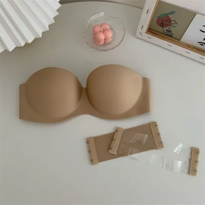 Seamless Plain Color Strapless Bra